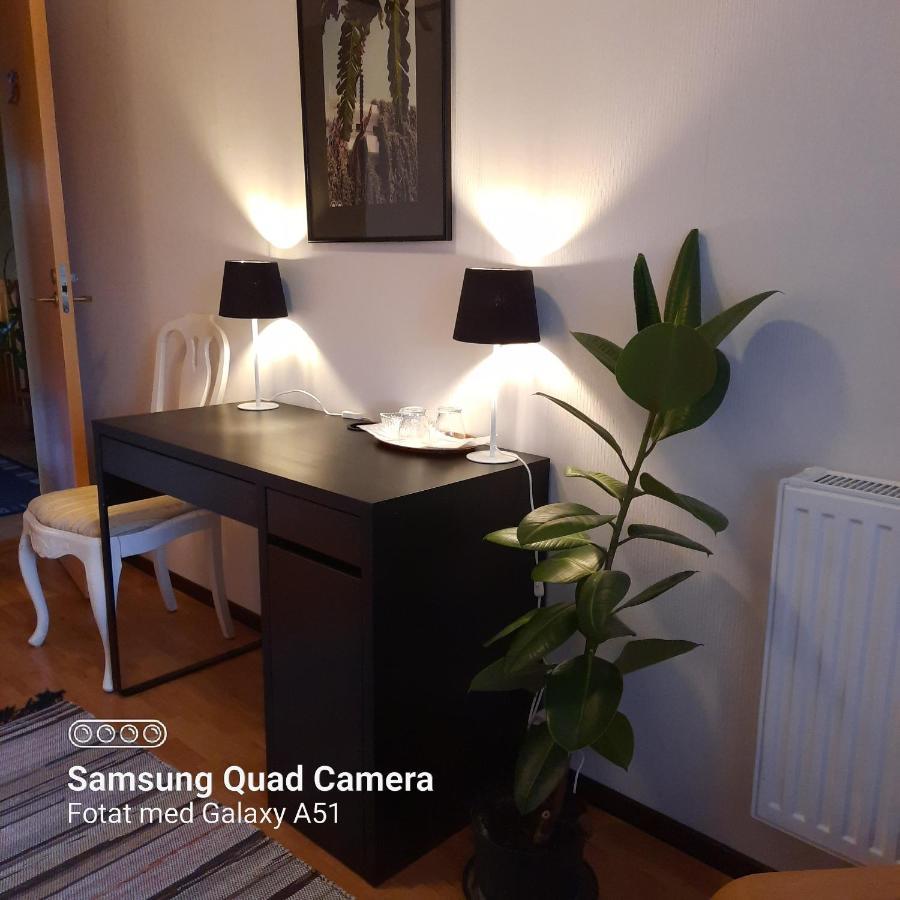 Naturnaera Dubbelrum B&B I Uppsala Ramstalund Exterior photo