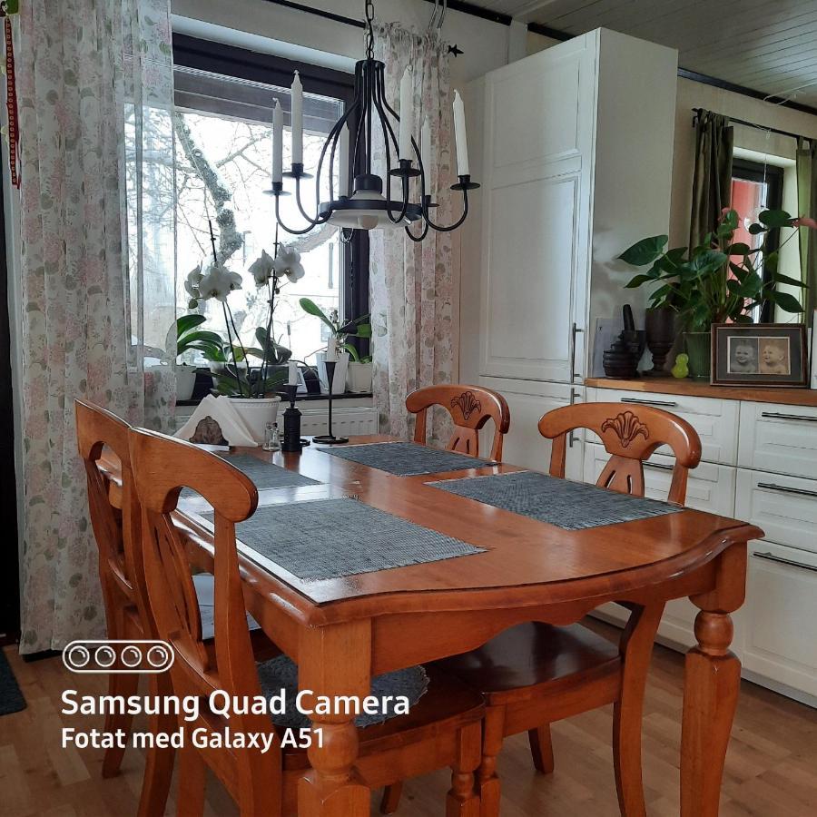 Naturnaera Dubbelrum B&B I Uppsala Ramstalund Exterior photo